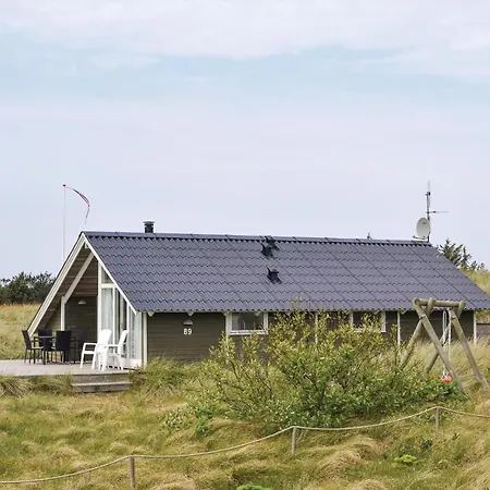 Holiday home Stunning In Hvide Sande With Wifi *