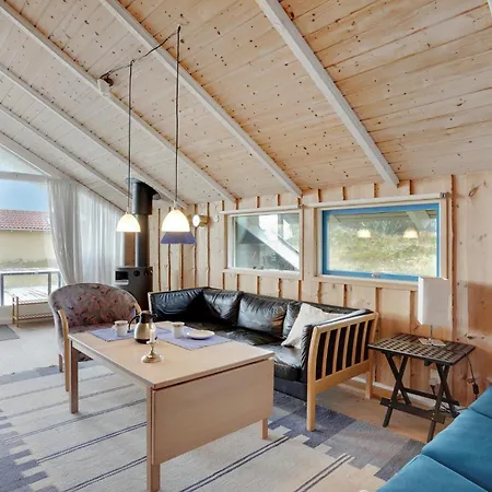 Holiday home Stunning In Hvide Sande With Wifi Havrvig